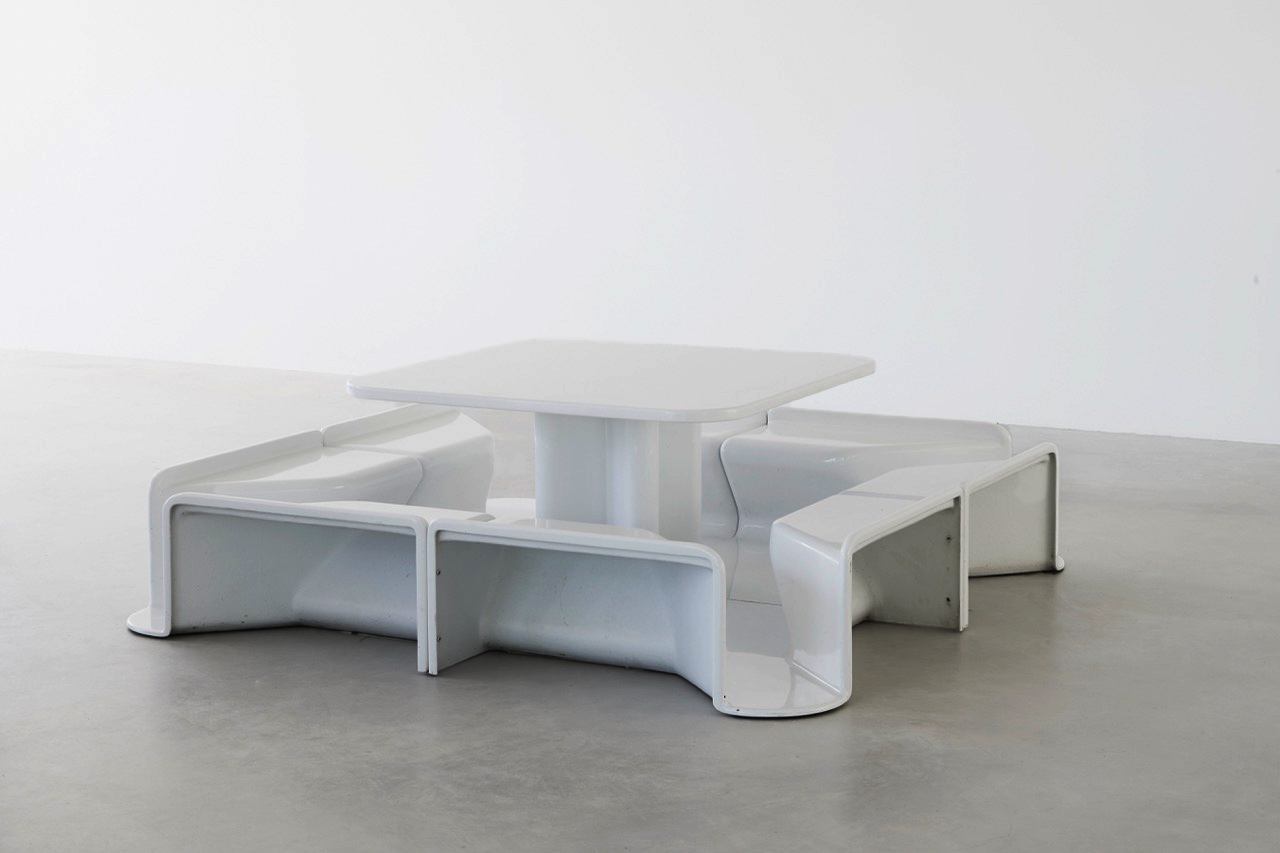 Paulin-Paulin-Paulin-_Table-Miami